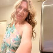 House Sitter - Tania