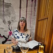 House Sitter - VICKI & ALAN Caring sitters 