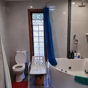 Home Owner wanting sitter in Geelong, Victoria