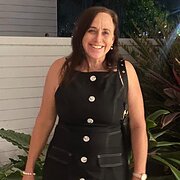 House Sitter - Peace of mind while you relax- dog lover