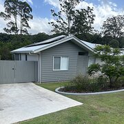 Home Owner wanting sitter in Brisbane, Queensland