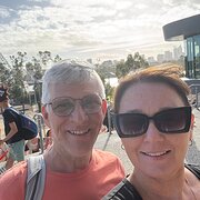 House Sitter - Pet-Loving Professionals