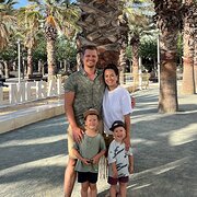 House Sitter - Animal loving small family