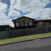 Home Owner wanting sitter in , Victoria