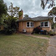 Home Owner wanting sitter in Melbourne, Victoria