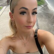 House Sitter - Emily