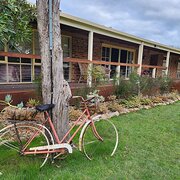 Home Owner wanting sitter in Melbourne, Victoria