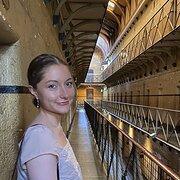 House Sitter - Elise - Veterinary Nurse 