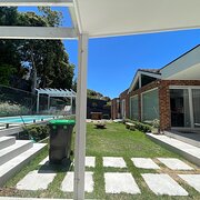 Home Owner wanting sitter in Melbourne, Victoria