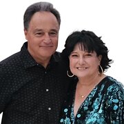 House Sitter - Nonna Anna and Nonno Sam