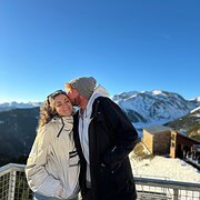 House Sitter - Animal-Loving Couple 