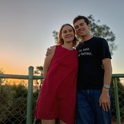 House Sitter - Casper & Elle