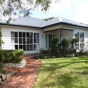 Home Owner wanting sitter in Melbourne, Victoria