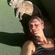 House Sitter - Roisin