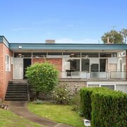 Home Owner wanting sitter in Perth, Western Australia