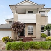 Home Owner wanting sitter in , Victoria