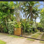 Home Owner wanting sitter in Cairns, Queensland