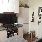Home Owner wanting sitter in melbourne CBD, Victoria