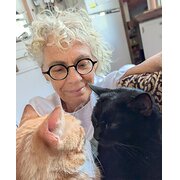 House Sitter - She + 2 cats