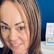 House Sitter - animals & nature 💛