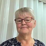 House Sitter - Doreen & Adrian