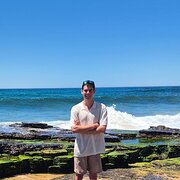 House Sitter - Peter