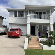 Home Owner wanting sitter in Newcastle , New South Wales