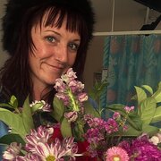 House Sitter - Tess Will Care for Your Home with Love