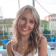 House Sitter - Emily