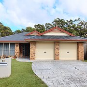 Home Owner wanting sitter in , Queensland