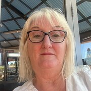 House Sitter - Patricia