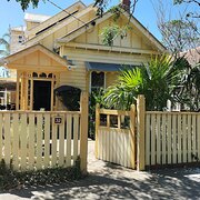 Home Owner wanting sitter in Melbourne, Victoria