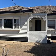 Home Owner wanting sitter in Melbourne, Victoria