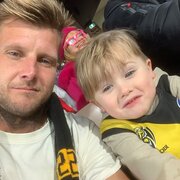 House Sitter - Roof tiler