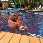 House Sitter - Sunny Coast Animal Loving Family 