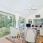 Home Owner wanting sitter in Adelaide, South Australia
