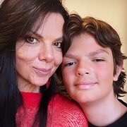 House Sitter - NikStarr