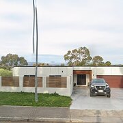 Home Owner wanting sitter in Lauceston, Tasmania