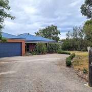 Home Owner wanting sitter in Geelong, Victoria