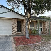 Home Owner wanting sitter in Brisbane, Queensland