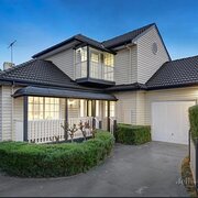 Home Owner wanting sitter in Blackburn South, Victoria