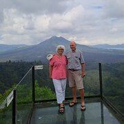 House Sitter - Pearlygirl