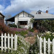 Home Owner wanting sitter in Bridgetown , Western Australia