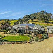 Home Owner wanting sitter in , Victoria