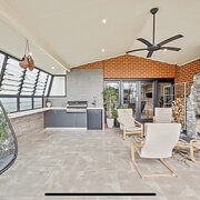 Home Owner wanting sitter in Melbourne, Victoria