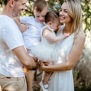 House Sitter - Friendly Family 