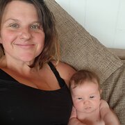 House Sitter - Hayley