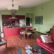 Home Owner wanting sitter in , Victoria