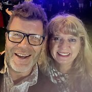 House Sitter - Shirley Hankin