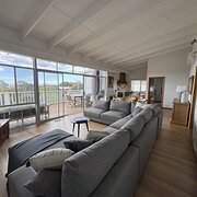 Home Owner wanting sitter in Melbourne , Victoria